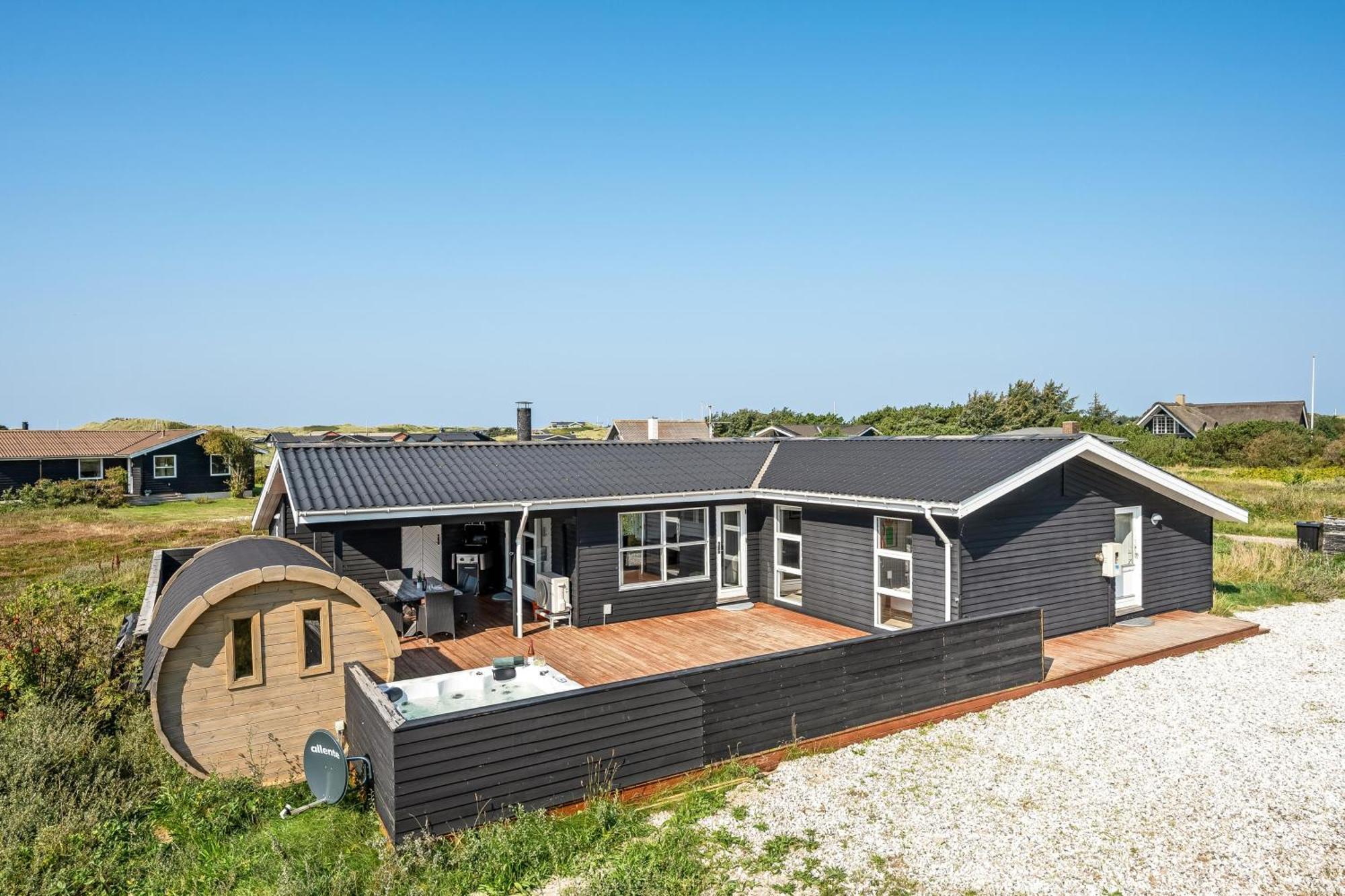 Charming Holiday Home Near The North Sea, With Outdoor Sauna And Outdoor Spa, Ringkøbing المظهر الخارجي الصورة